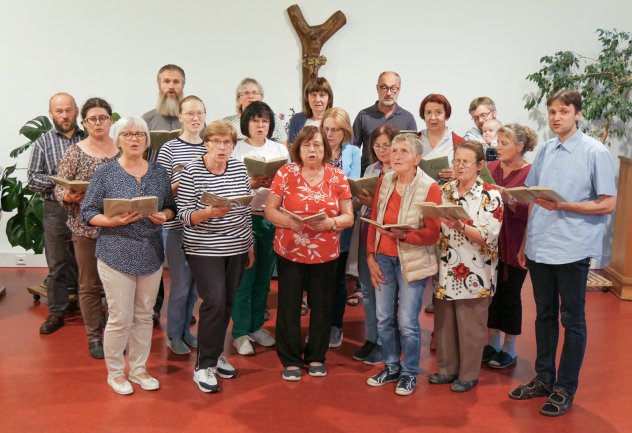 Singen in guter Gemeinschaft: Der Chor der St. Bartholomäus Kantorei Treuen. © M. Rosenbaum