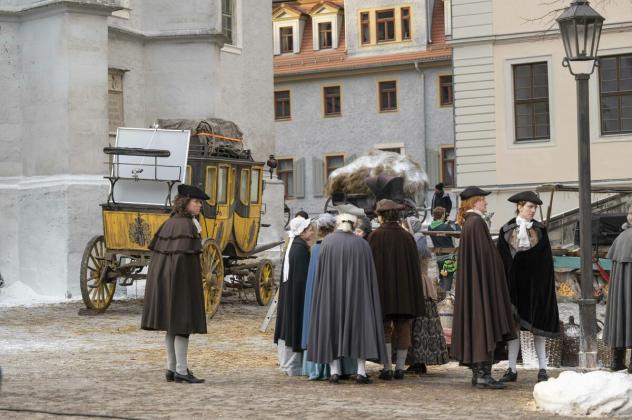 Dreharbeiten von »Bach – Ein Weihnachtswunder« am Wittumspalais Weimar auf dem Grund des früheren Franziskanerklosters, Februar 2024 © Maik Schuck