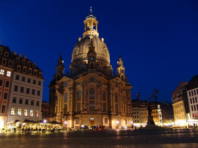 100. Nachtschwärmer-Meditation in Frauenkirche