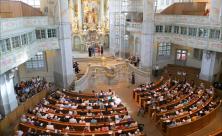 Festgottesdienst aus Anlass von 150 Jahren Diakonie Dresden in der Frauenkirche am vergangenen Freitag. © Irmela Hennig