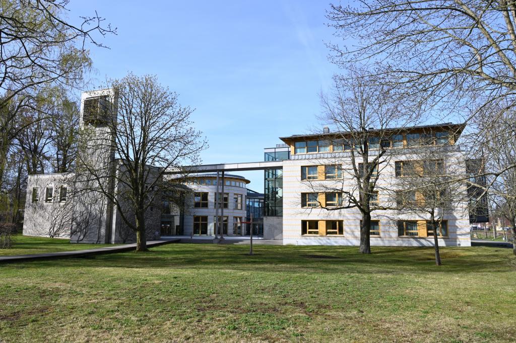 Der Campus Moritzburg gehört zur Ev. Hochschule Dresden. © Steffen Giersch