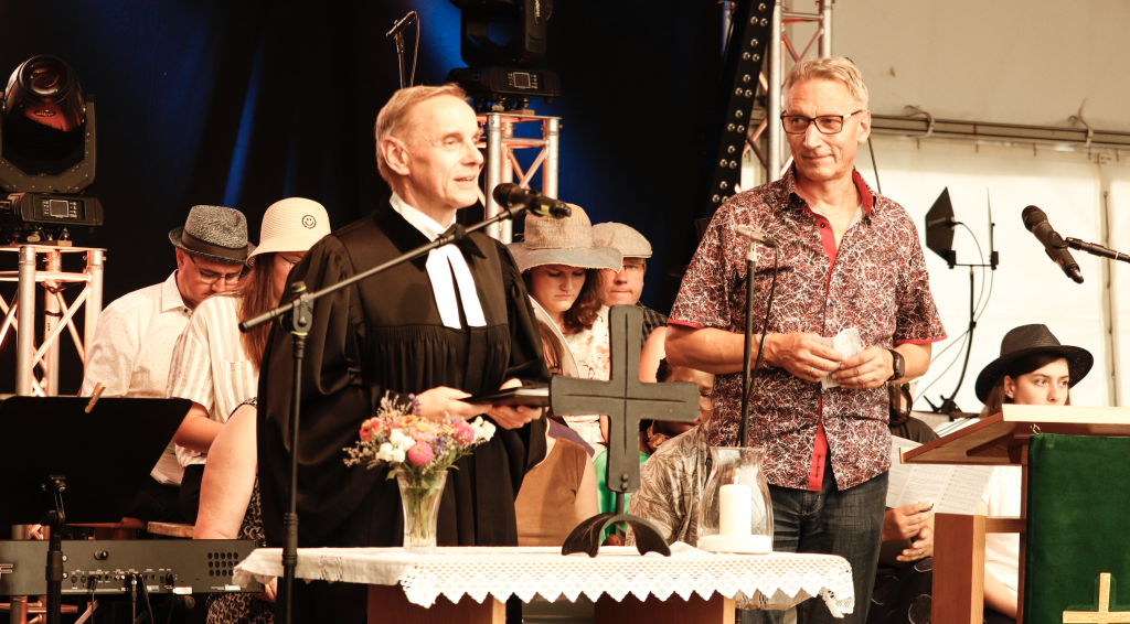 Im Anschluß fand der Festgottesdienst statt, den u. a. Bischof Bilz und Superintendent Findeisen gestalteten. © Michael Lieberwirth