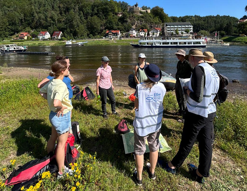 »Wir sitzen alle in einem Boot«, Schlauchboot-Tour, mit Dr. Anne Römpke © Mandy Weigel